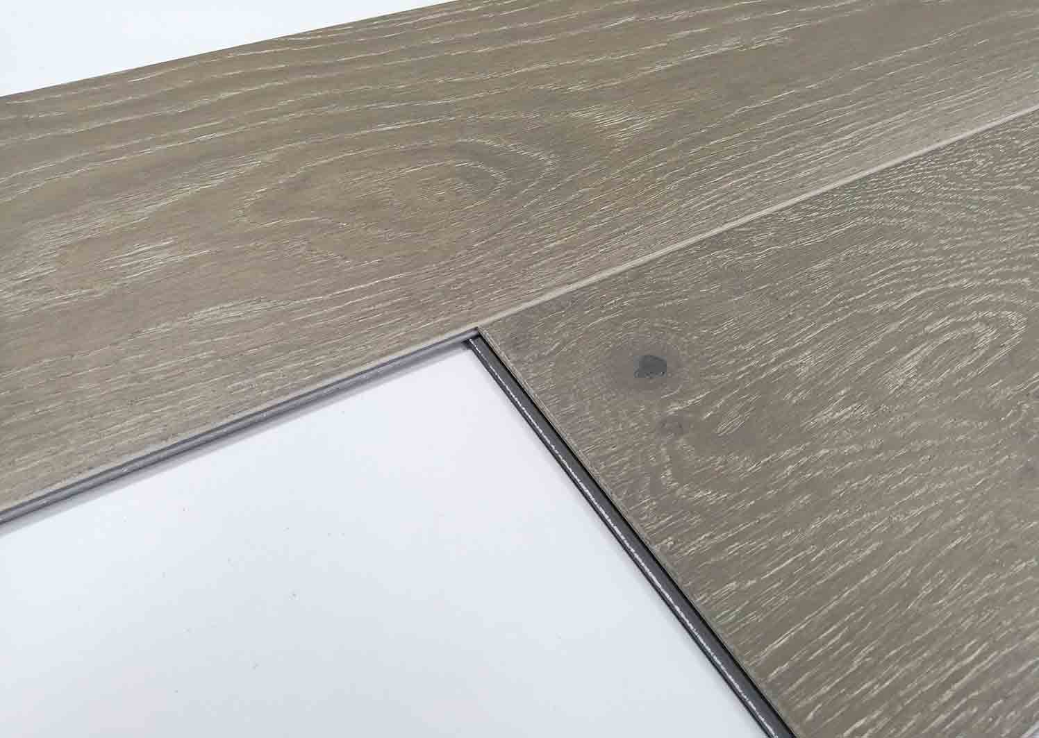 Solid wood veneer flooring